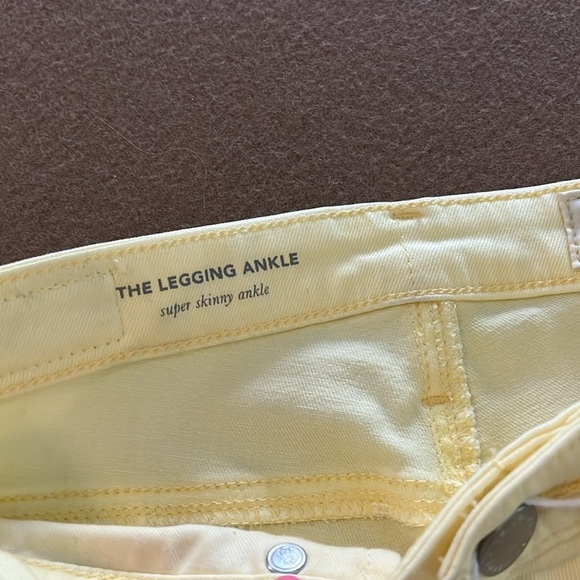 AG NWT THE LEGGING ANKLE SUPER SKINNY ANKLE Lemon yellow - Size 23 - Picture 5 of 10